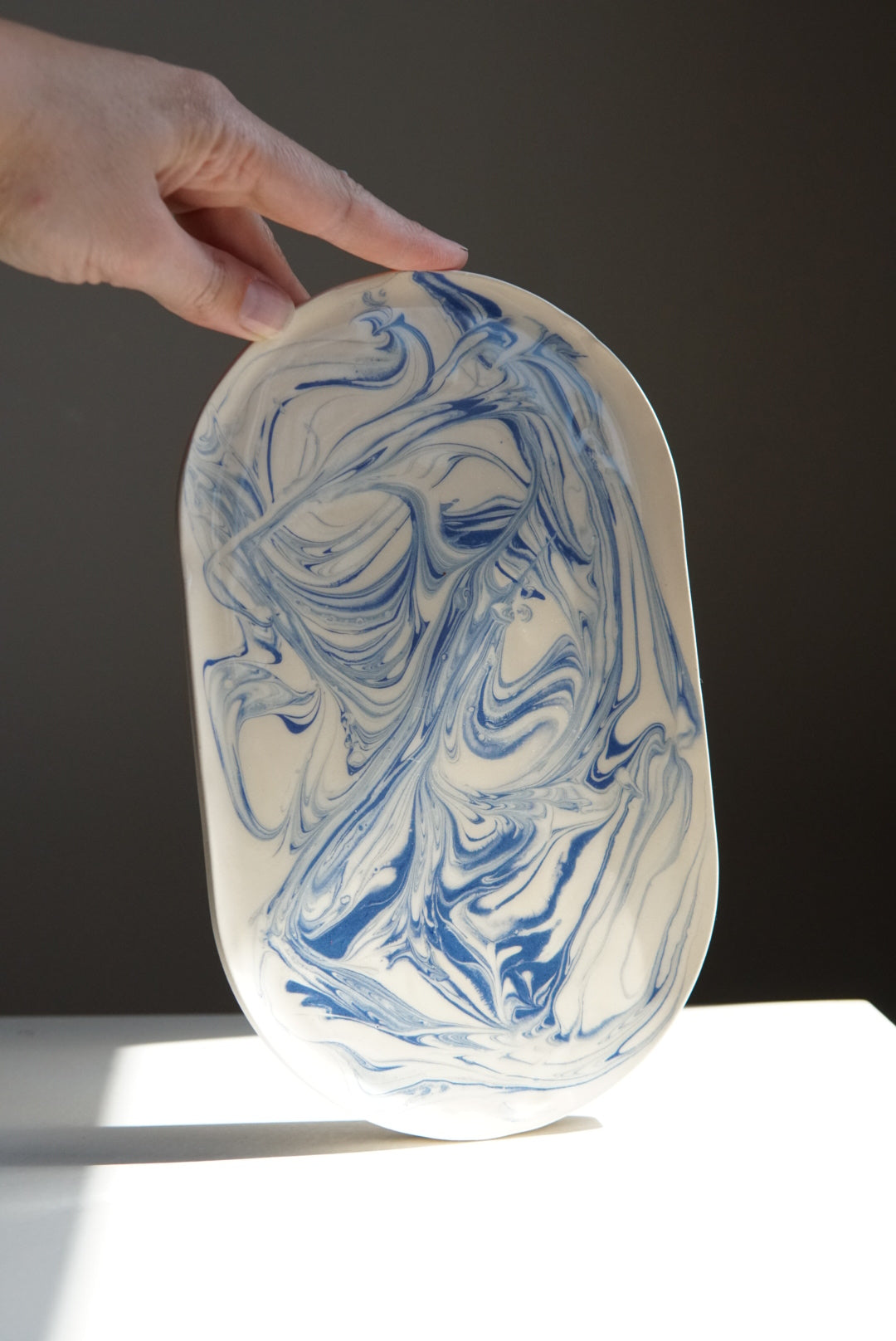 Swirl serving platter blue