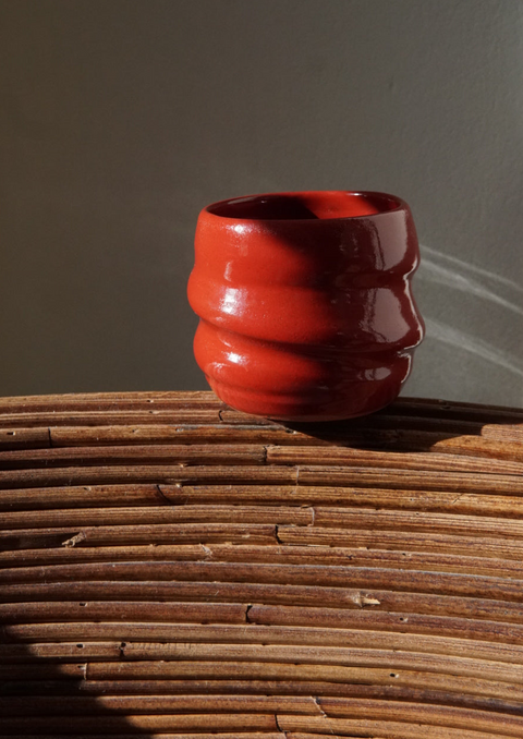 SECONDS wobble red (1 mug)