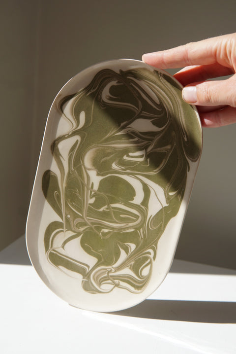 Swirl serving platter green SECONDS