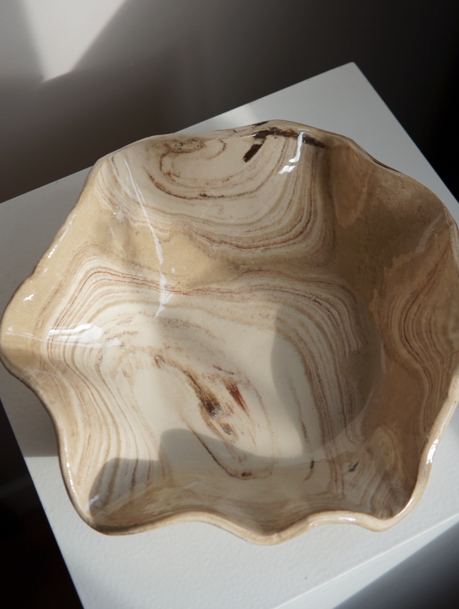 Beige Stoneware Bowl - surprise