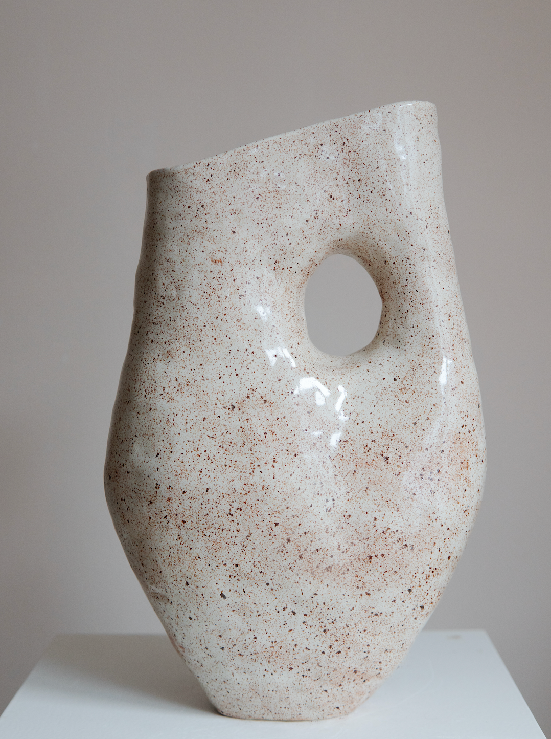 A's Vase #11 Speckled Cream