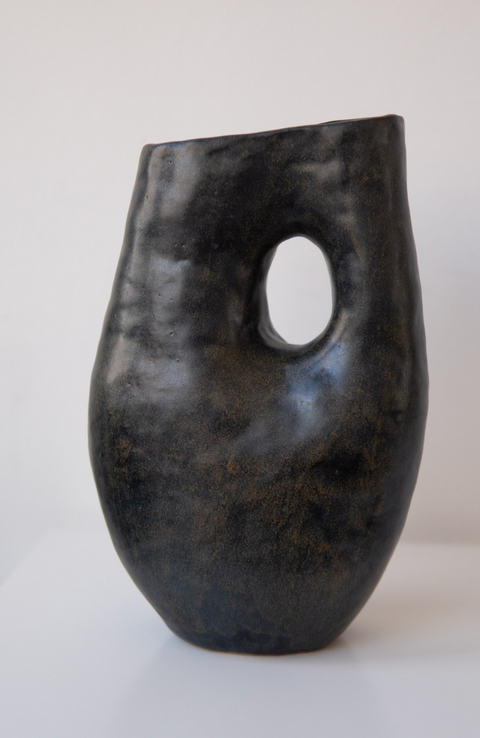 A's Vase deep blue