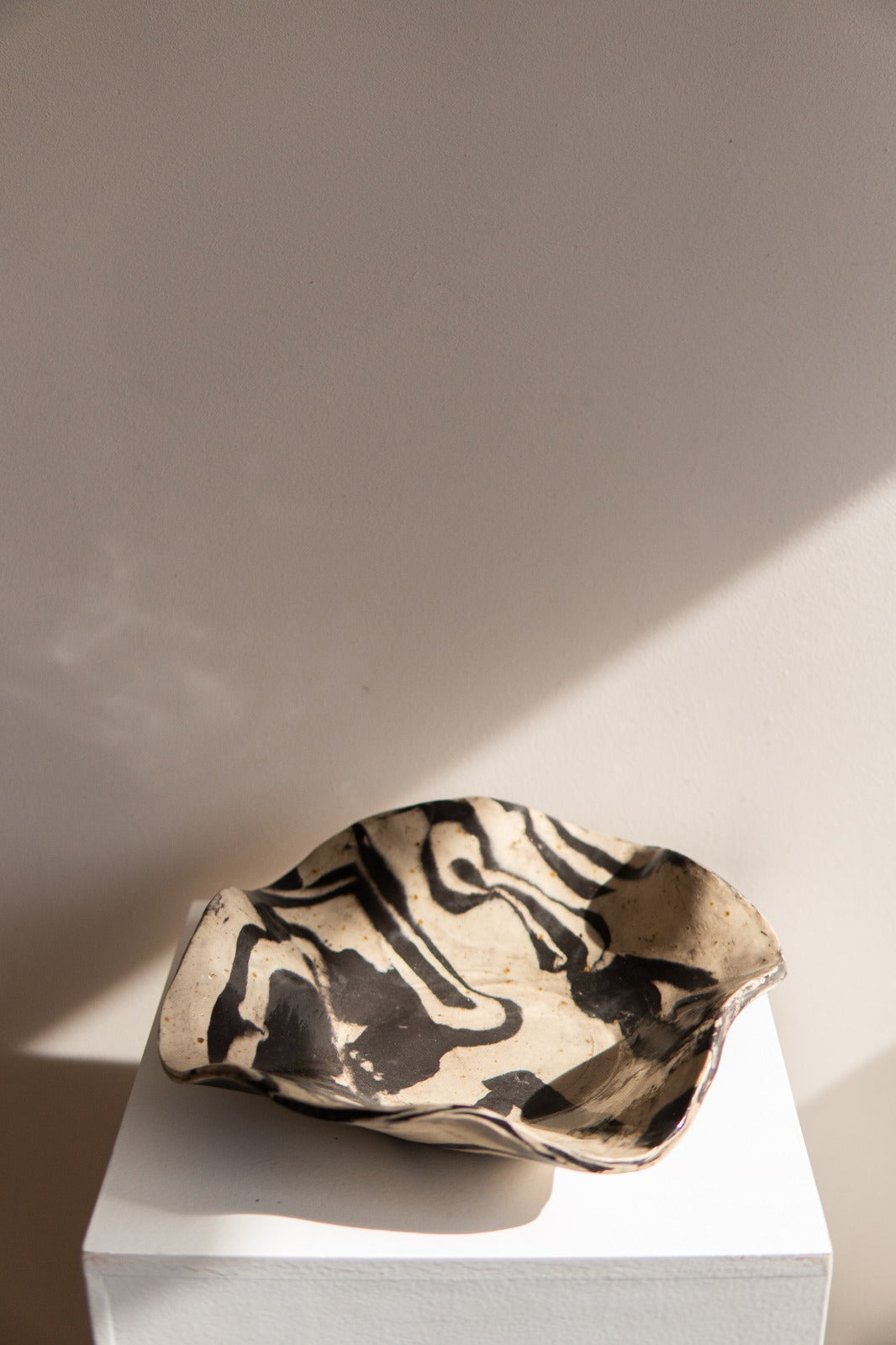 Black Beige Stoneware Beige Bowl