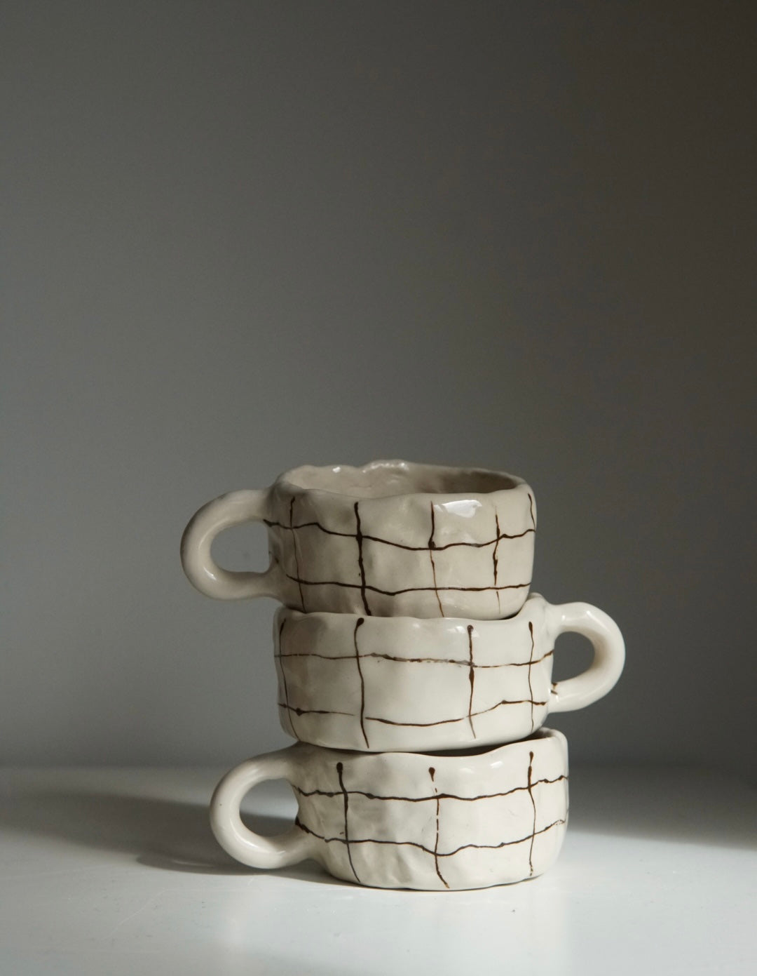 Checkered imperfect mugs (2 pieces)