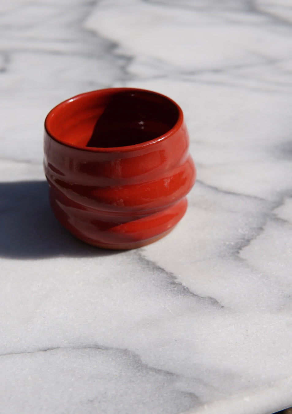Red wobble cappuccino cup  (2 pieces)