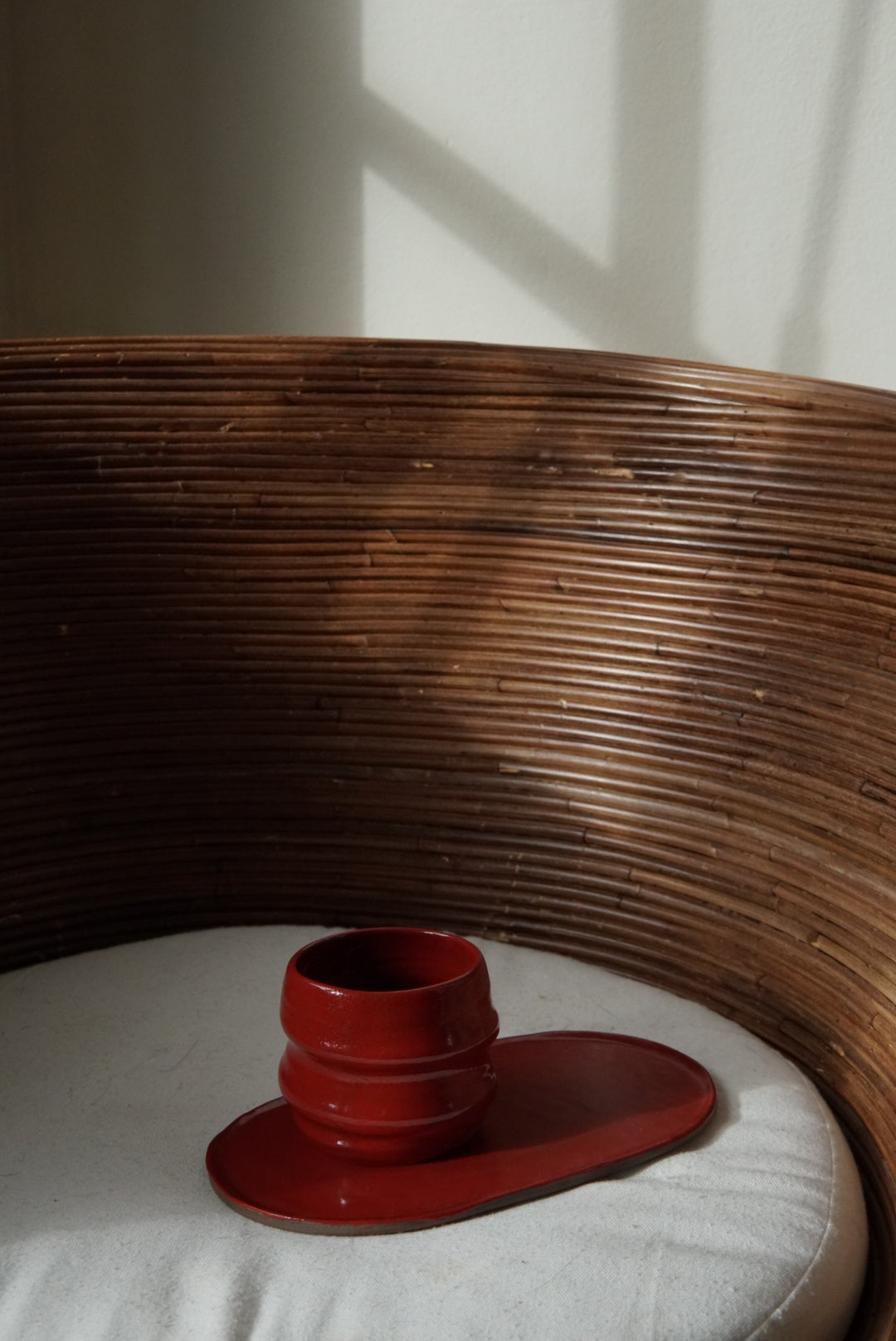 Red wobble cappuccino cup  (2 pieces)