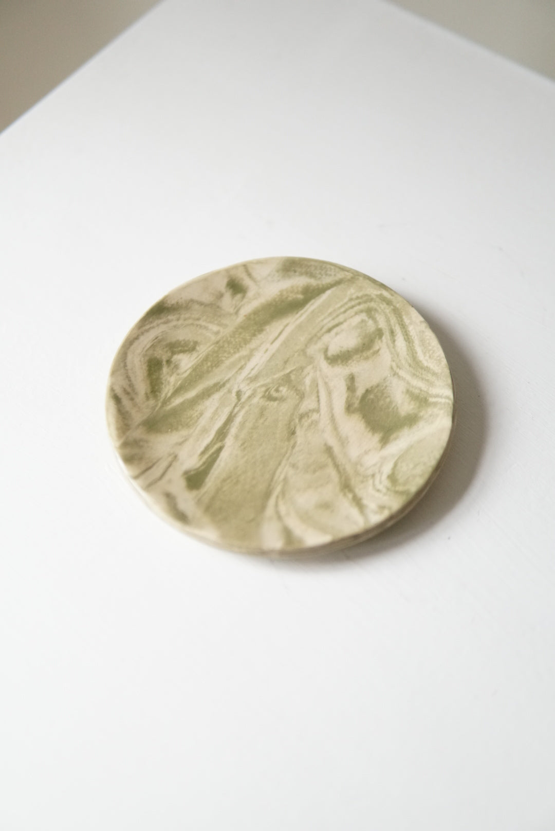 Swirl earthenware cup & saucer green (1 cup)