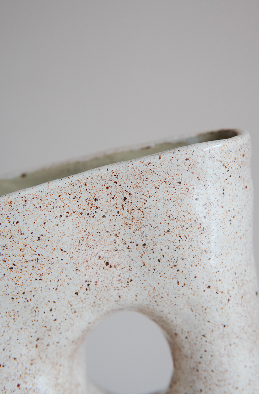 A's Vase #11 Speckled Cream