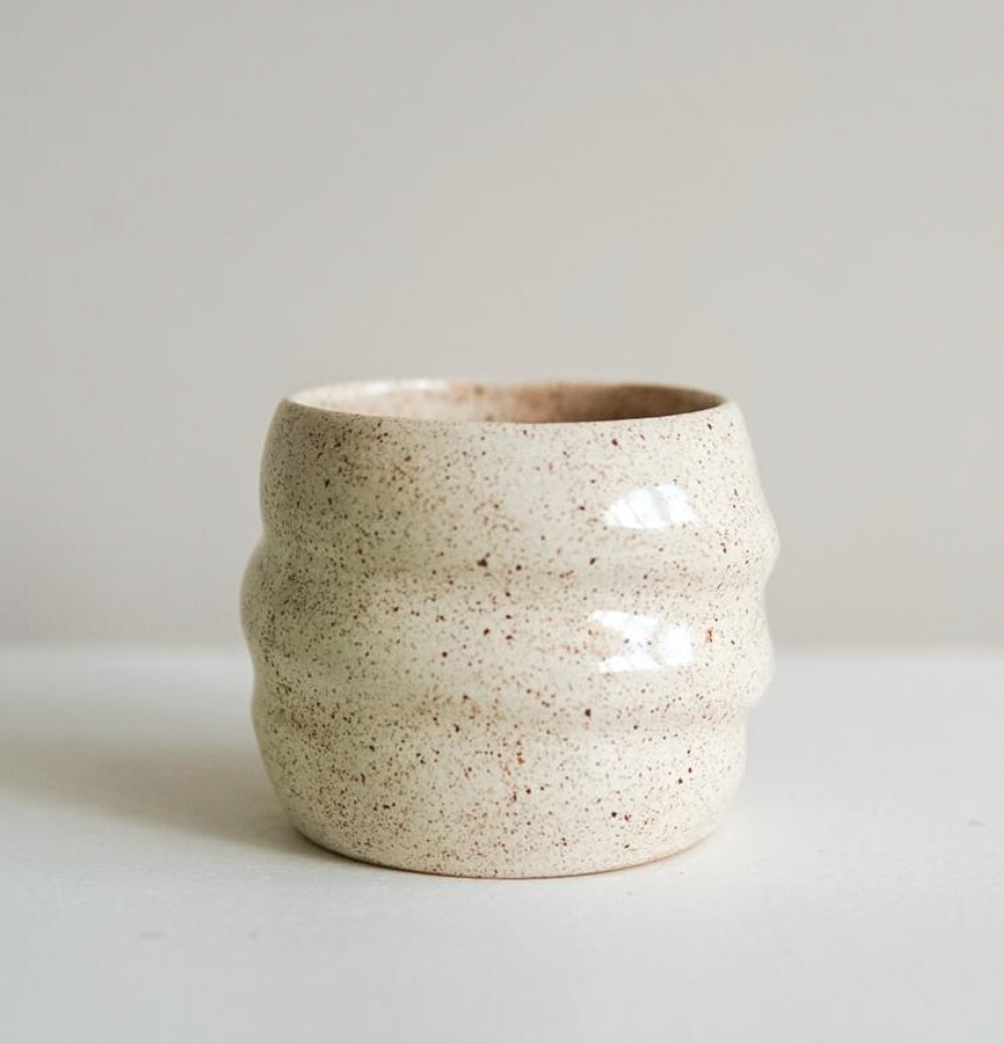 Swirl Wobble Mug Cream (1 piece)