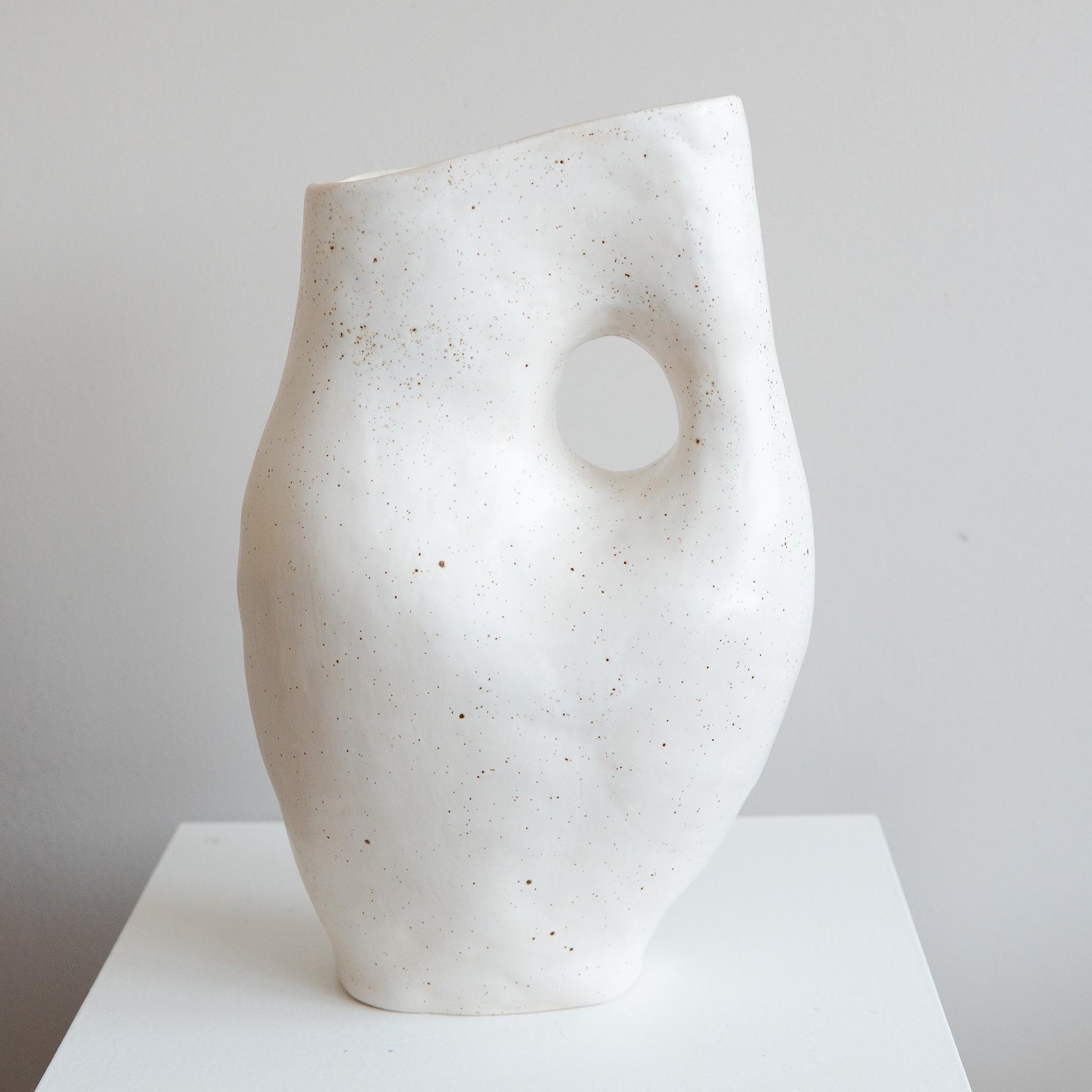 A's vase handmade ceramic Atelier van Schaijck
