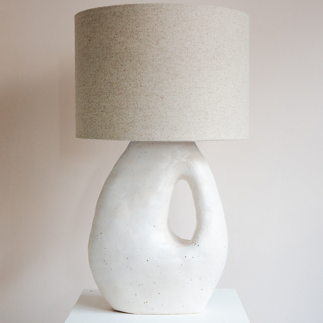 Handmade speckled ceramic lamp atelier van schaijck white